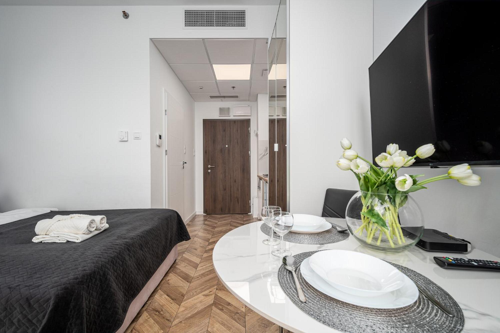 Butas Kasprzaka 29 Bliska Wola Tower By Perfect